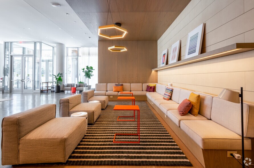 More Photos Of 165 Main St, Cambridge Apartments For Lease