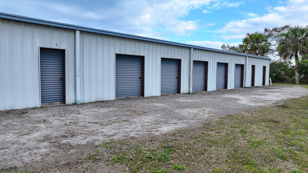 More Photos Of 1110 Buckhead Ridge, Okeechobee General Retail For Sale