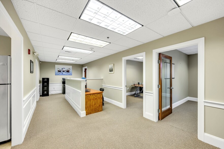 More Photos Of 540 Main St, Hyannis General Retail For Sale