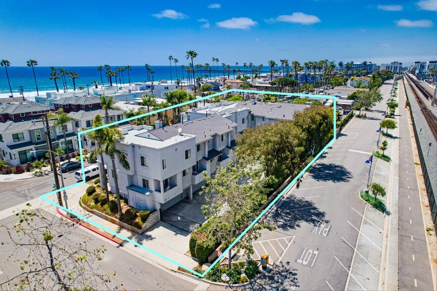 More Photos Of 514 S Myers St, Oceanside Apartments For Sale