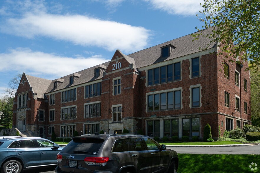 More Photos Of 210 N Central Ave, Hartsdale Medical For Lease