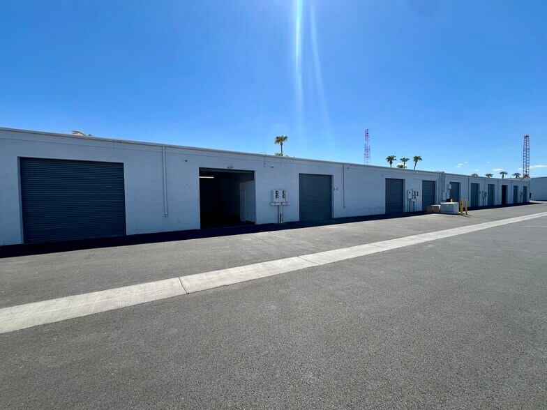 More Photos Of 3111 S Valley View Blvd, Las Vegas Light Manufacturing For Lease