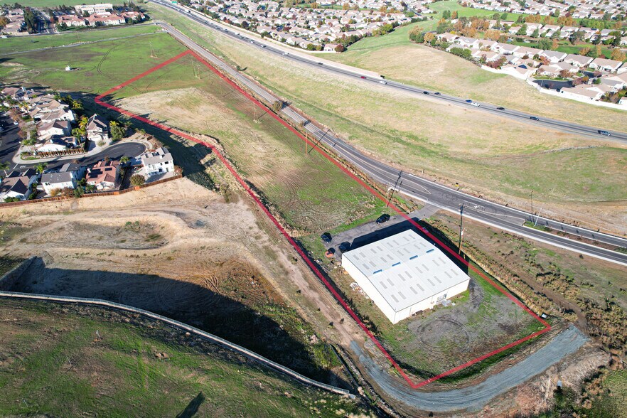 More Photos Of 730 Concord Ave, Brentwood Warehouse For Sale