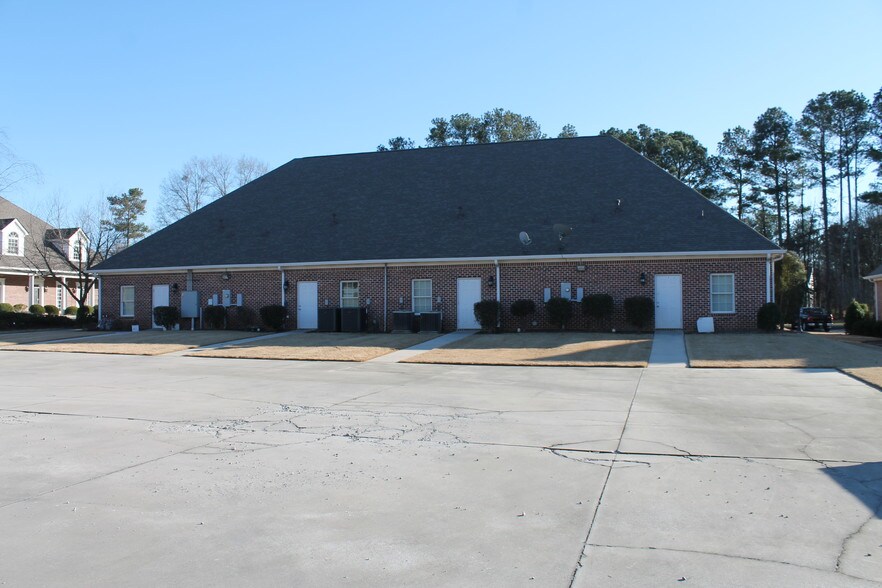 More Photos Of 111 Laurel Creek Rd Se, Calhoun Medical For Lease