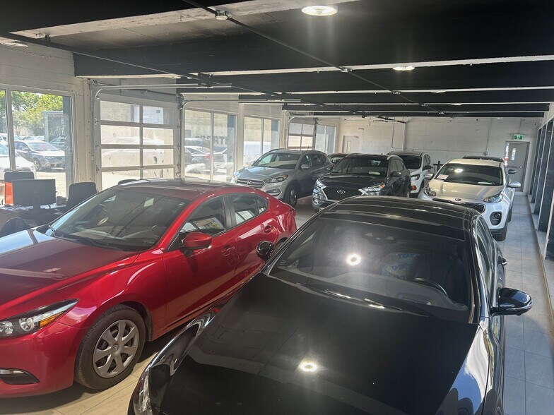 More Photos Of 6320 Rue Saint-Jacques, Montréal General Retail For Sale