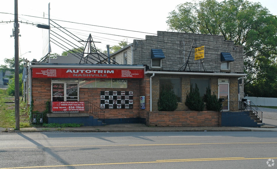 Primary Photo Of 606 Fesslers Ln, Nashville Auto Repair For Lease