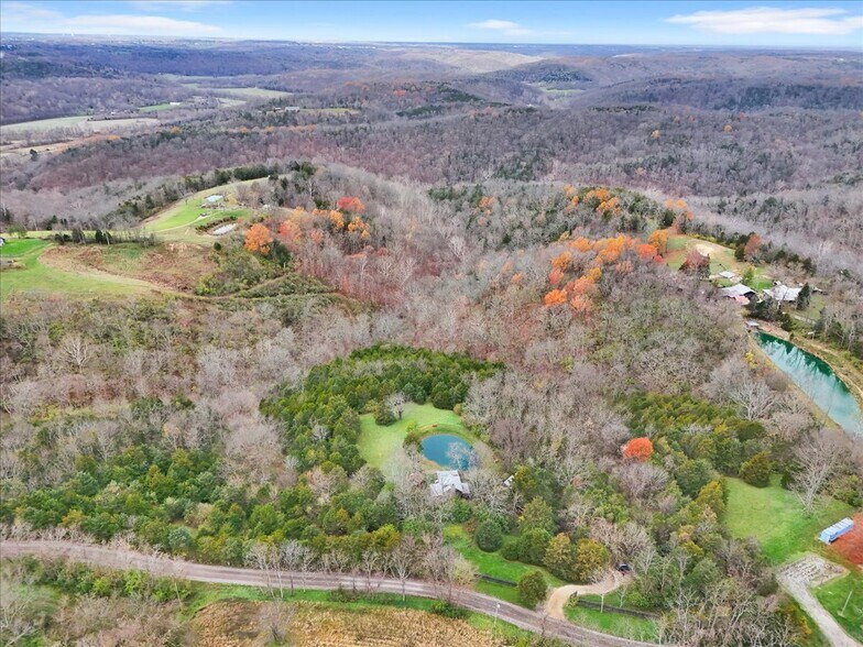 More Photos Of 2945 Greenbrier Rd, Madison Specialty For Sale