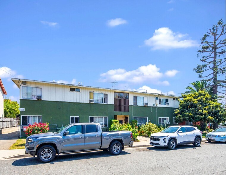 More Photos Of 1072 W Wilson St, Pomona Apartments For Sale