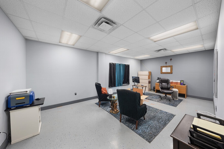 More Photos Of 14733 E State Hwy 11, Como Warehouse For Sale