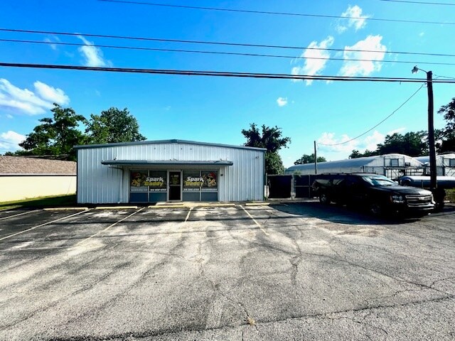 Primary Photo Of 3202 W Osage St, Pacific Freestanding For Lease