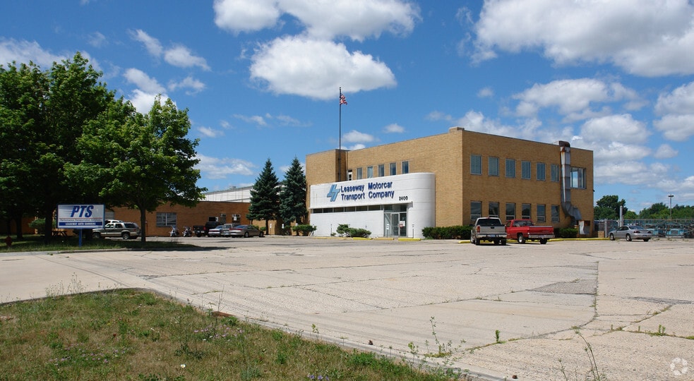 Primary Photo Of 2400 W Saint Joseph St, Lansing Warehouse For Lease