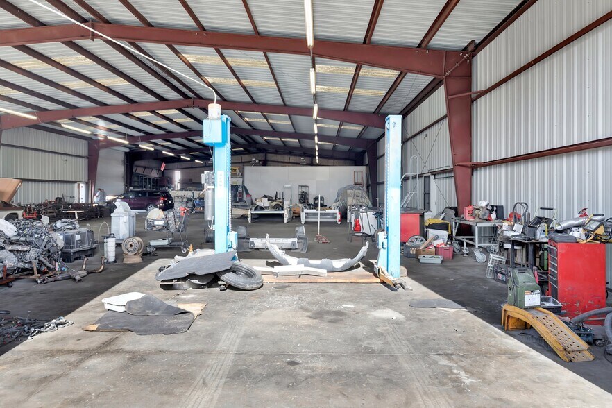 More Photos Of 2365 Main St, Chula Vista Contractor Storage Yard For Lease