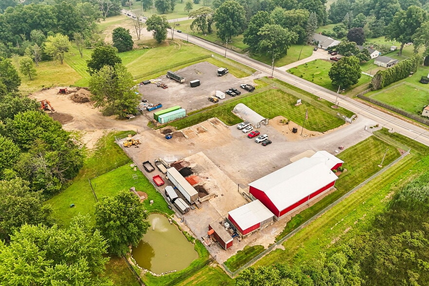 More Photos Of 3220 McCartney Rd, Youngstown General Retail For Sale