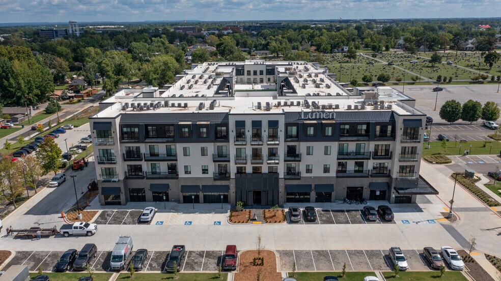 Primary Photo Of 307 S Walton Blvd, Bentonville Apartments For Lease