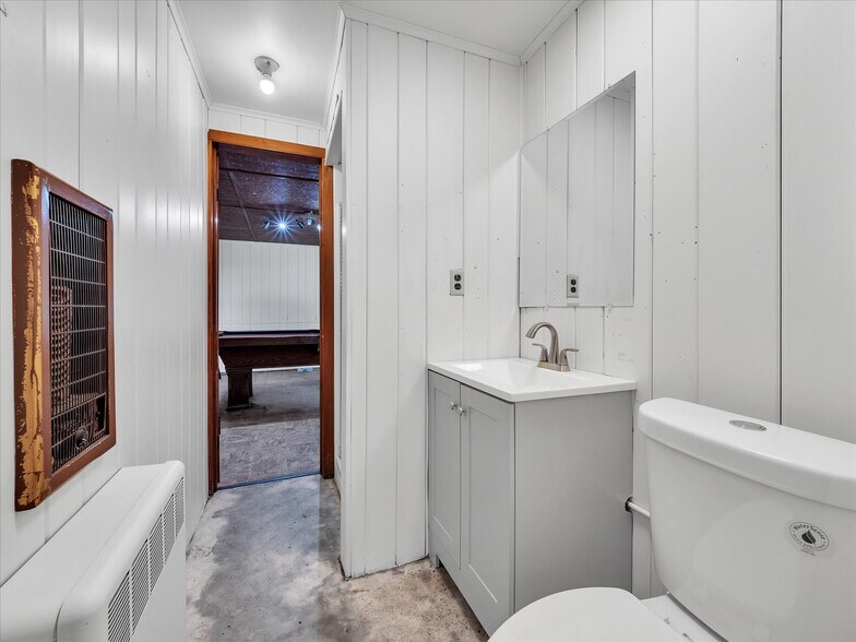 More Photos Of 5041 Guide Meridian, Bellingham Specialty For Sale