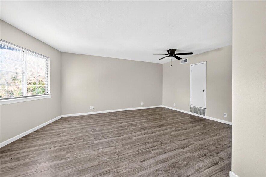 More Photos Of 2643 Furmint Way, Rancho Cordova Apartments For Sale