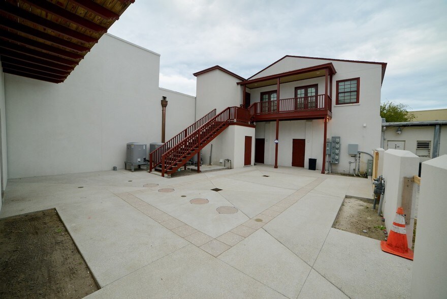 More Photos Of 61 Spanish St, Saint Augustine Restaurant For Lease