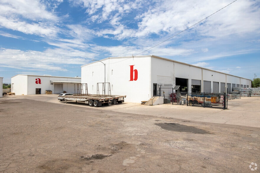 More Photos Of 1315 E Gibson Ln, Phoenix Warehouse For Lease