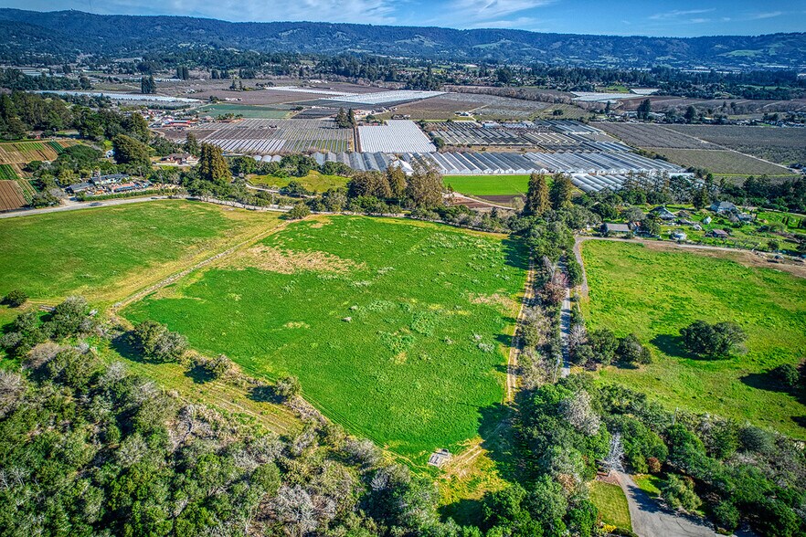 More Photos Of 571 Calabasas, Watsonville Land For Sale