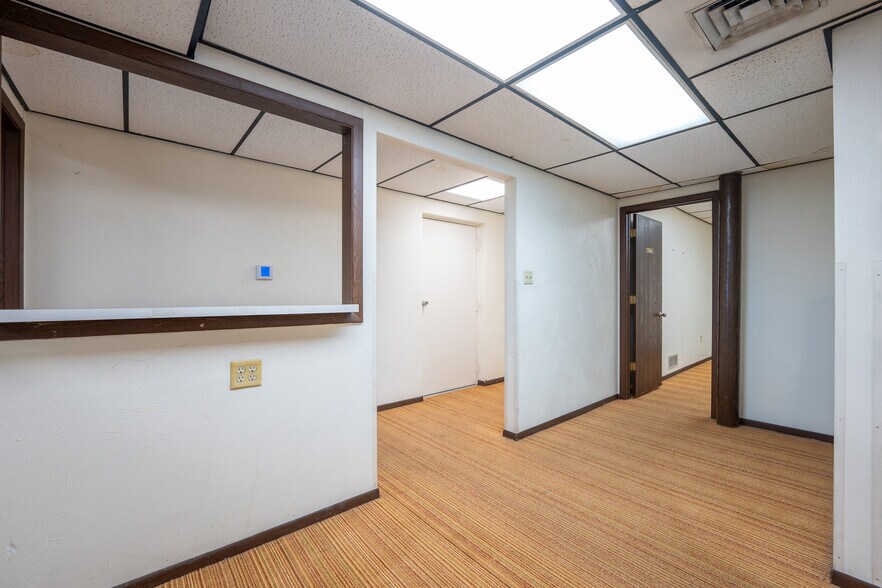 More Photos Of 5767 PA-981 Hwy, Latrobe Medical For Sale