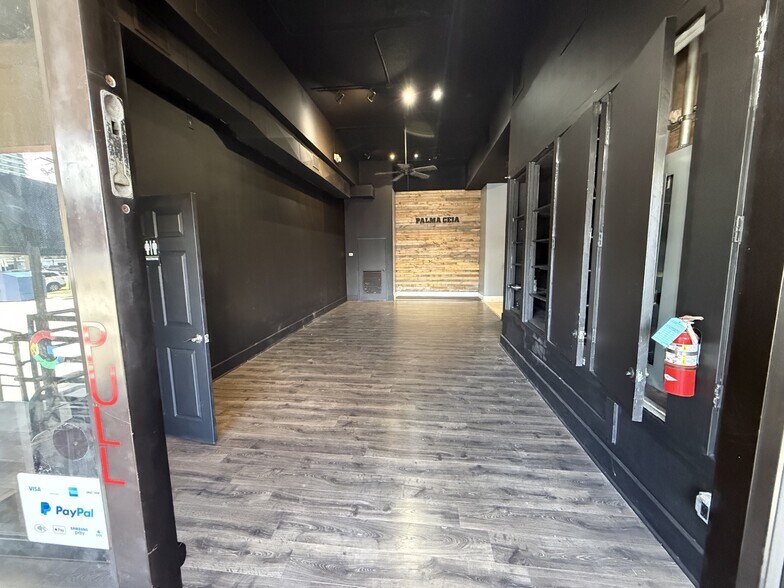 More Photos Of 3215-3217 S Macdill, Tampa Unknown For Lease