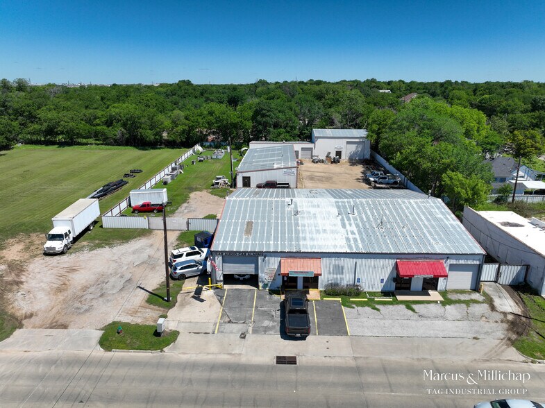 Primary Photo Of 4309 Broadway Ave, Haltom City Industrial For Sale