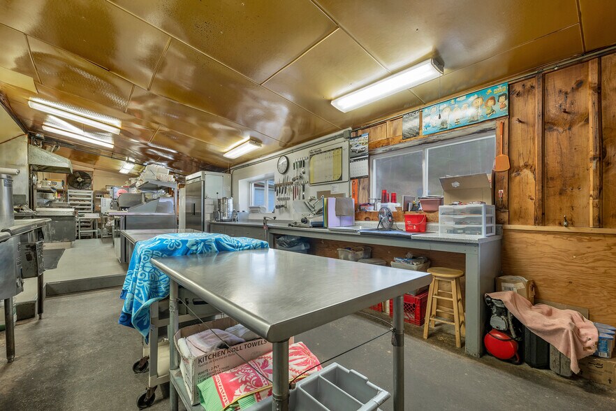 More Photos Of 1955 Presidential Hwy, Jefferson Restaurant For Sale
