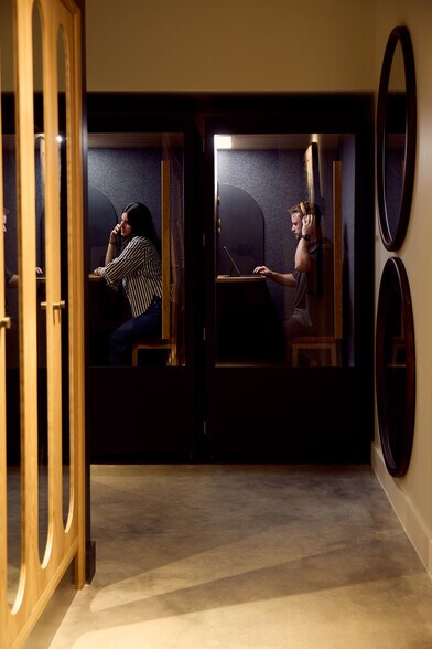 More Photos Of 1515 E Cesar Chavez St, Austin Coworking Space