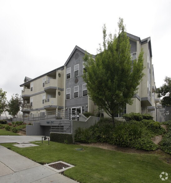 More Photos Of 2420 S Western Ave, Los Angeles Apartments For Sale