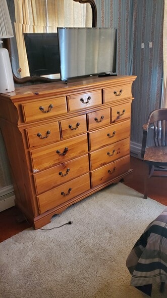 More Photos Of 400 W Victor Ave, Victor Hotel For Sale