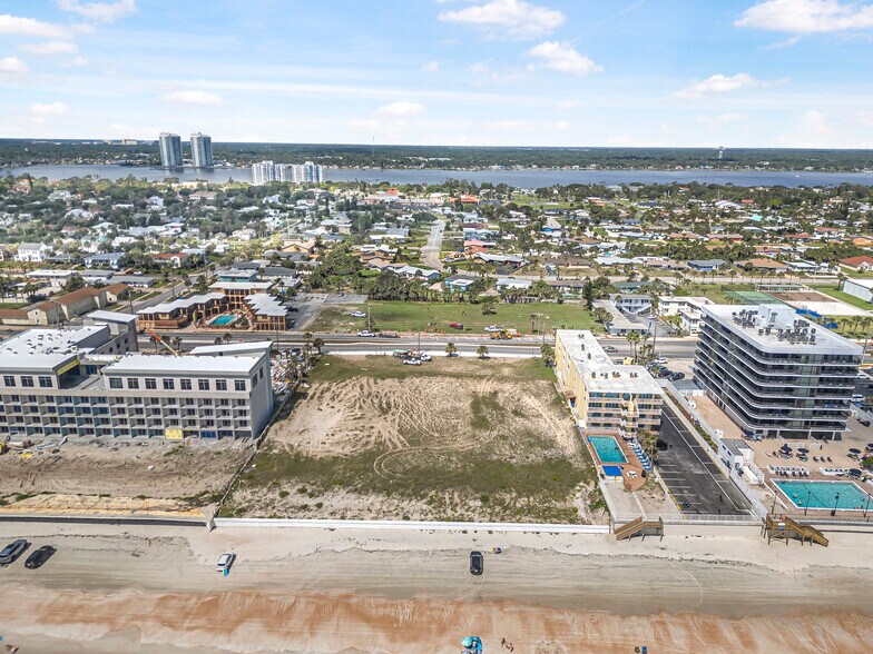 More Photos Of 1012 Atlantic Ave, Daytona Beach Land For Sale