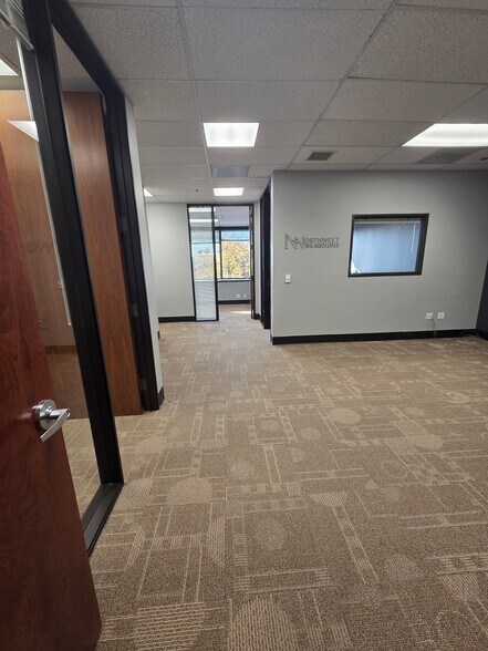 More Photos Of 1400 Executive Pky, Eugene Office For Lease