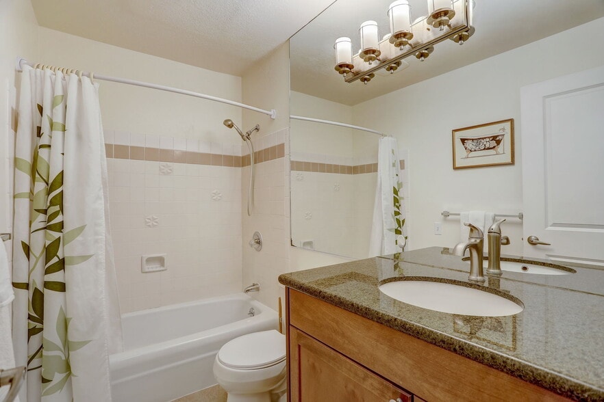 More Photos Of 403 E Thomas St, Seattle Multifamily For Sale