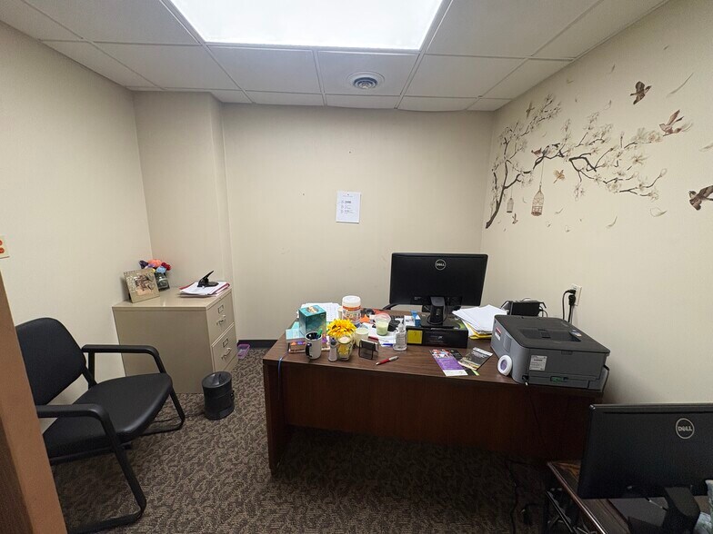 More Photos Of 773 Pershing St, Ellwood City Office For Sale