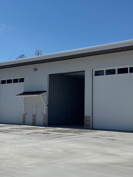 More Photos Of 9 Frito way, Arden Specialty For Sale