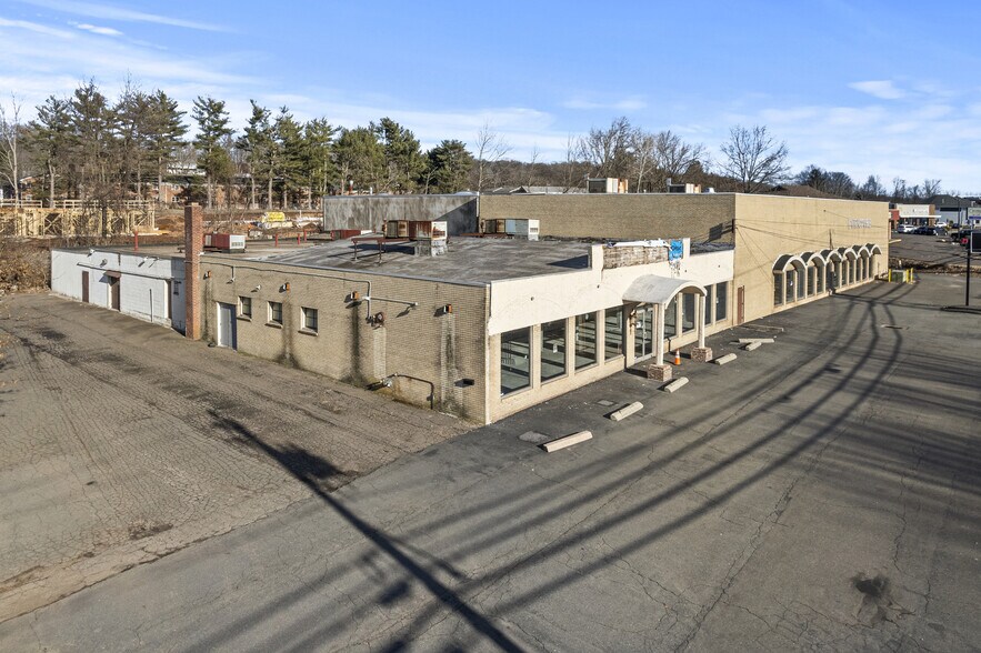More Photos Of 1930 Silas Deane Hwy, Rocky Hill Freestanding For Sale