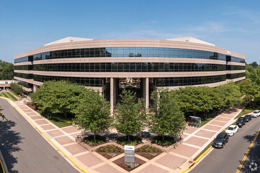 Primary Photo Of 3975 Fair Ridge Dr, Fairfax Office For Sale