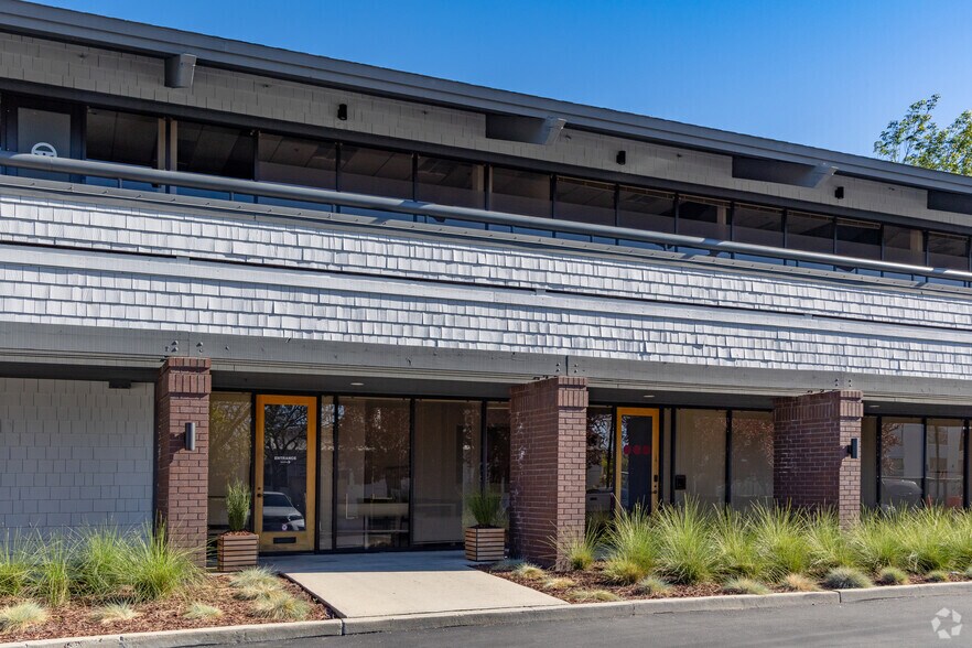 More Photos Of 1001 N Rengstorff Ave, Mountain View Office For Sale