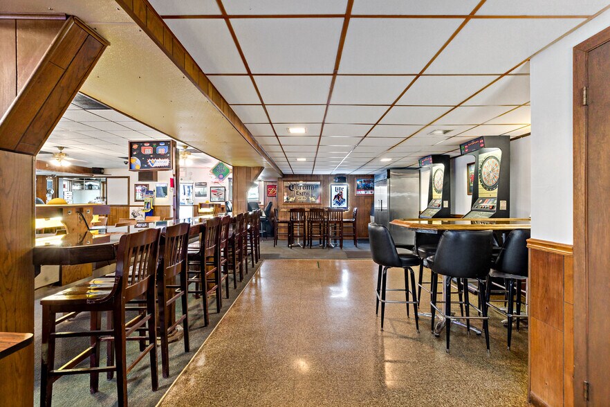 More Photos Of 14042 S Croissant Dr, Burnham Marina For Sale