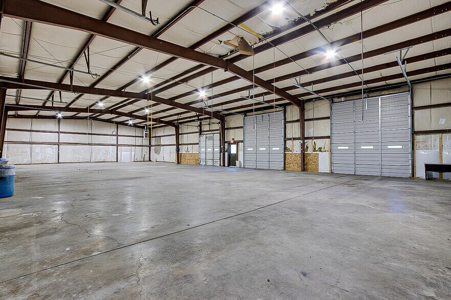 Primary Photo Of 174 LeWallen Rd, Asheboro Auto Repair For Lease