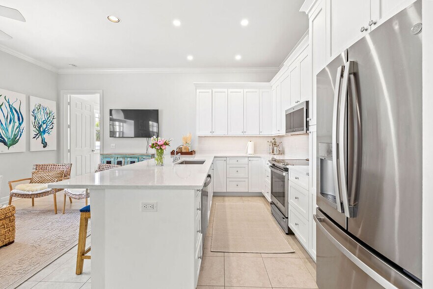 More Photos Of 3509 Ocean Dr, Vero Beach Flex For Sale