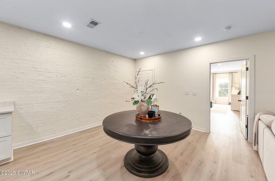More Photos Of 56 Lee Ave, McKenzie Office Residential For Sale