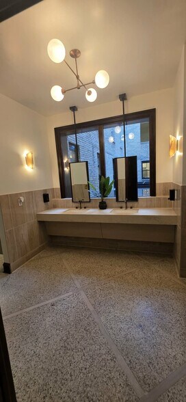 More Photos Of 201 S Broadway Ave, Albert Lea Loft Creative Space For Lease