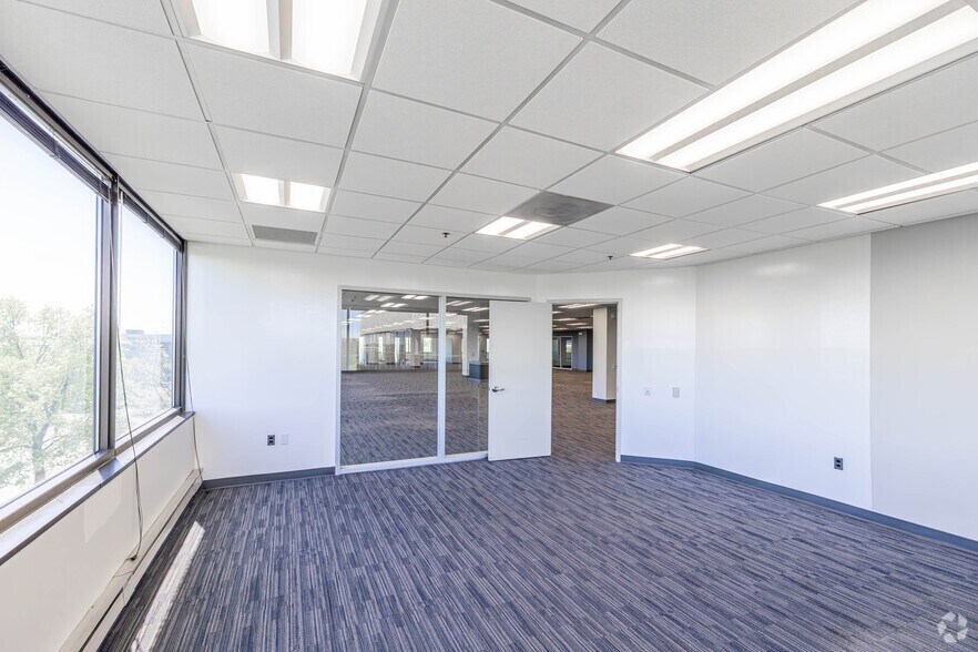 More Photos Of 200 Franklin Square Dr, Somerset Office For Lease