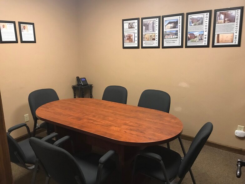 More Photos Of 201 S 15th St, Grand Junction Flex For Lease