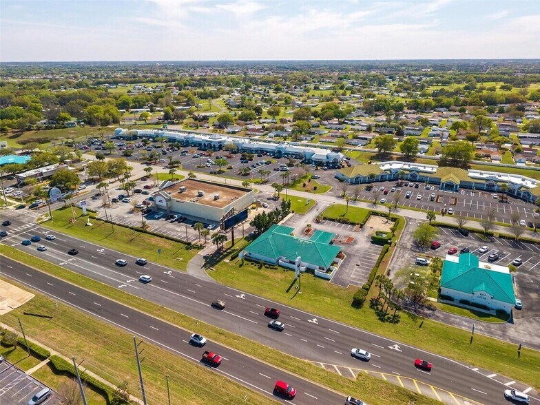 More Photos Of 17809 SE 109th Ave, Summerfield Office For Lease