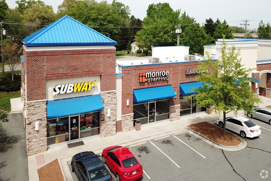 More Photos Of 2504-2510 Somerset Center Dr, Winston-Salem Unknown For Lease