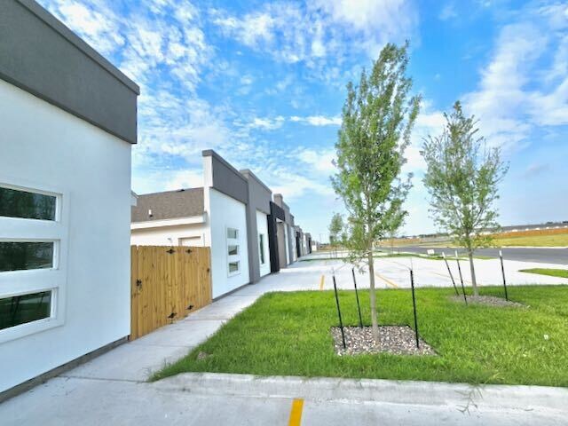 More Photos Of 12638 N. 33rd Ln, McAllen Apartments For Sale