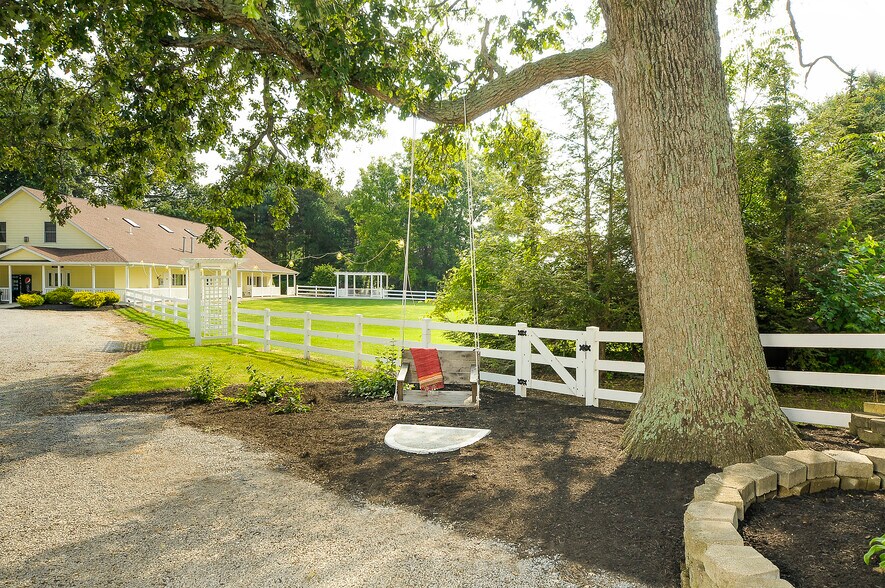 More Photos Of 1601 State Route 4, Bucyrus Hospitality For Sale