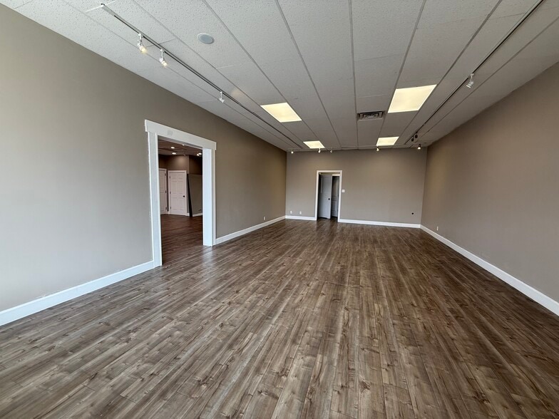 More Photos Of 282-296 N University Ave, Provo Storefront Retail Office For Lease